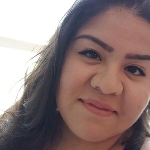 Meet your Posher, Alejandra